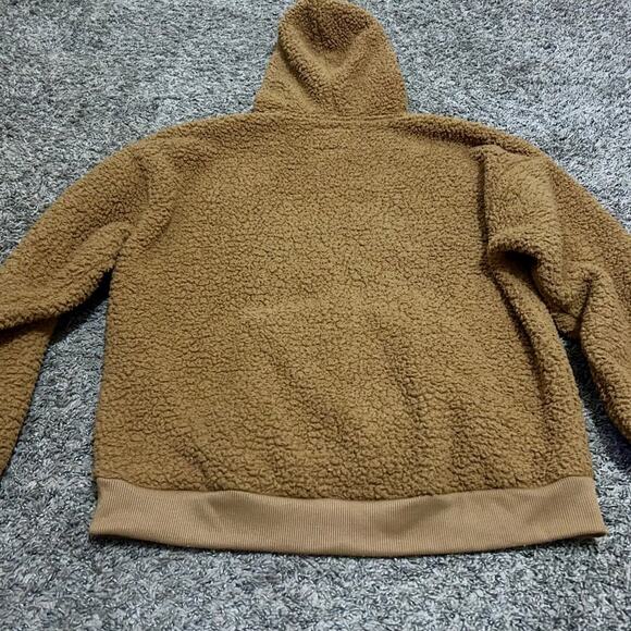 American Eagle Sherpa Teddy Pullover size Medium - Picture 10 of 10